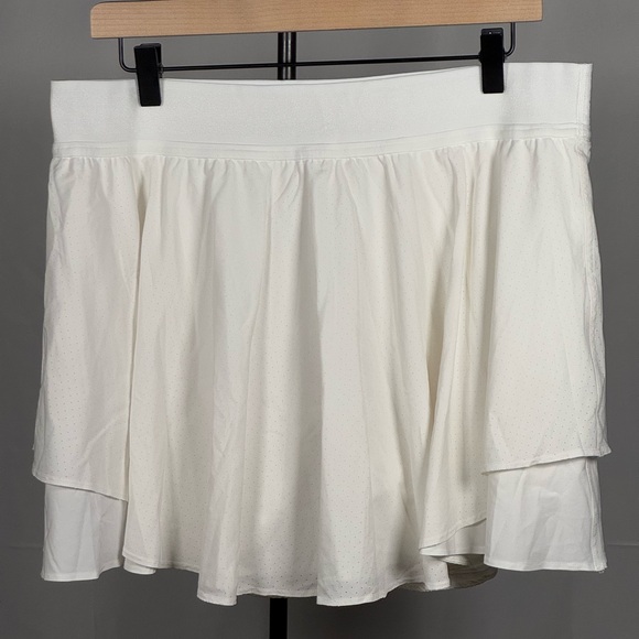 lululemon athletica Dresses & Skirts - Lululemon White Skirt